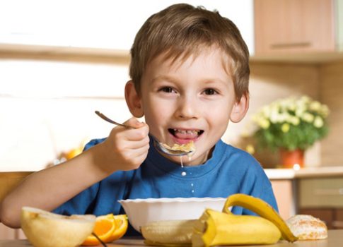 tu-an-uong-1925-1564715908